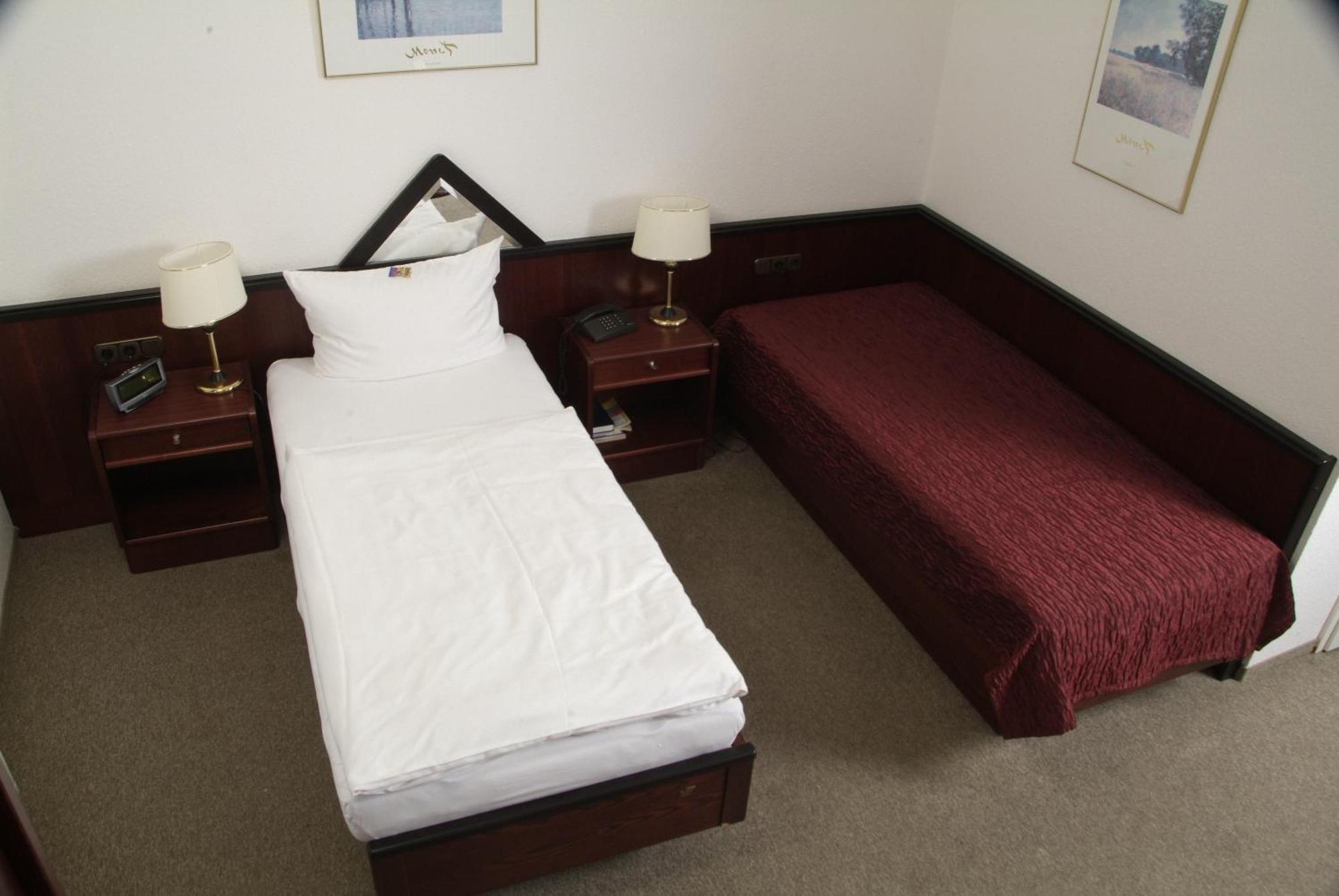 Am Rossplan Hotel Altenburg Room photo